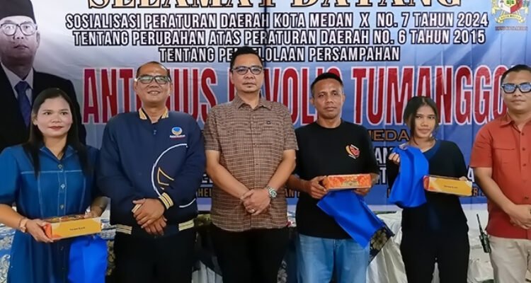 Sosialisasikan Perda Sampah, Antonius Tumanggor Ajak Warga Medan Helvetia Cegah Banjir